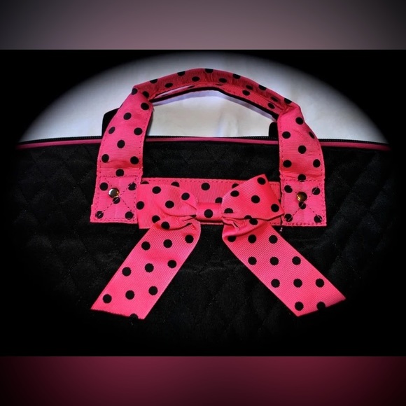 NWT Quilted Garment Bags - 2 color options - Picture 3 of 5